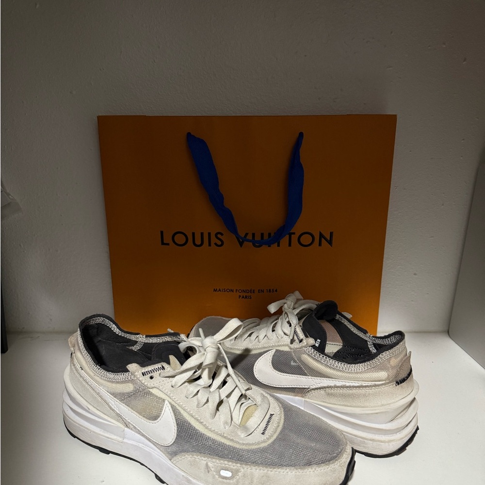 Women’s Nike White and Black sneakers